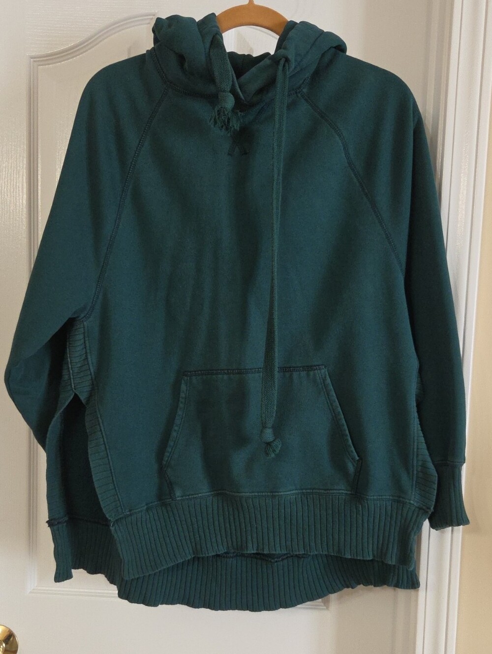 American Eagle Outfitters Ovetsized Dark Green Hooded  Sweatshirt